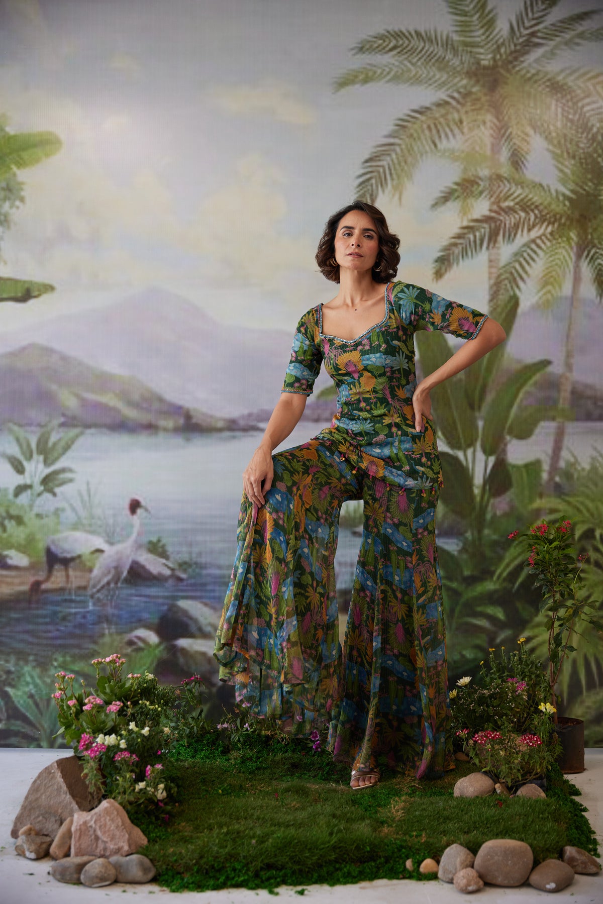 Kauravi Gharara- Ws